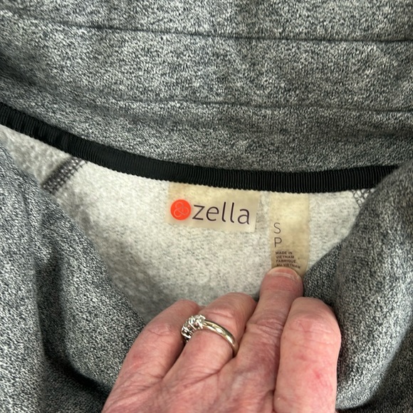 Zella Bomber Style Jacket-EUC!! - Picture 3 of 10
